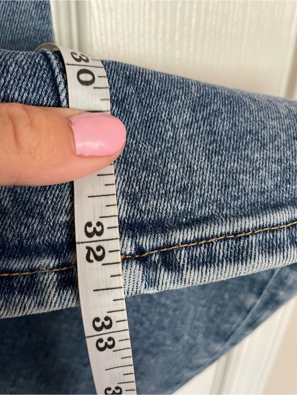 Good American Women’s 0/25 Classic High Waisted Blue Flare Jeans - Picture 3 of 7